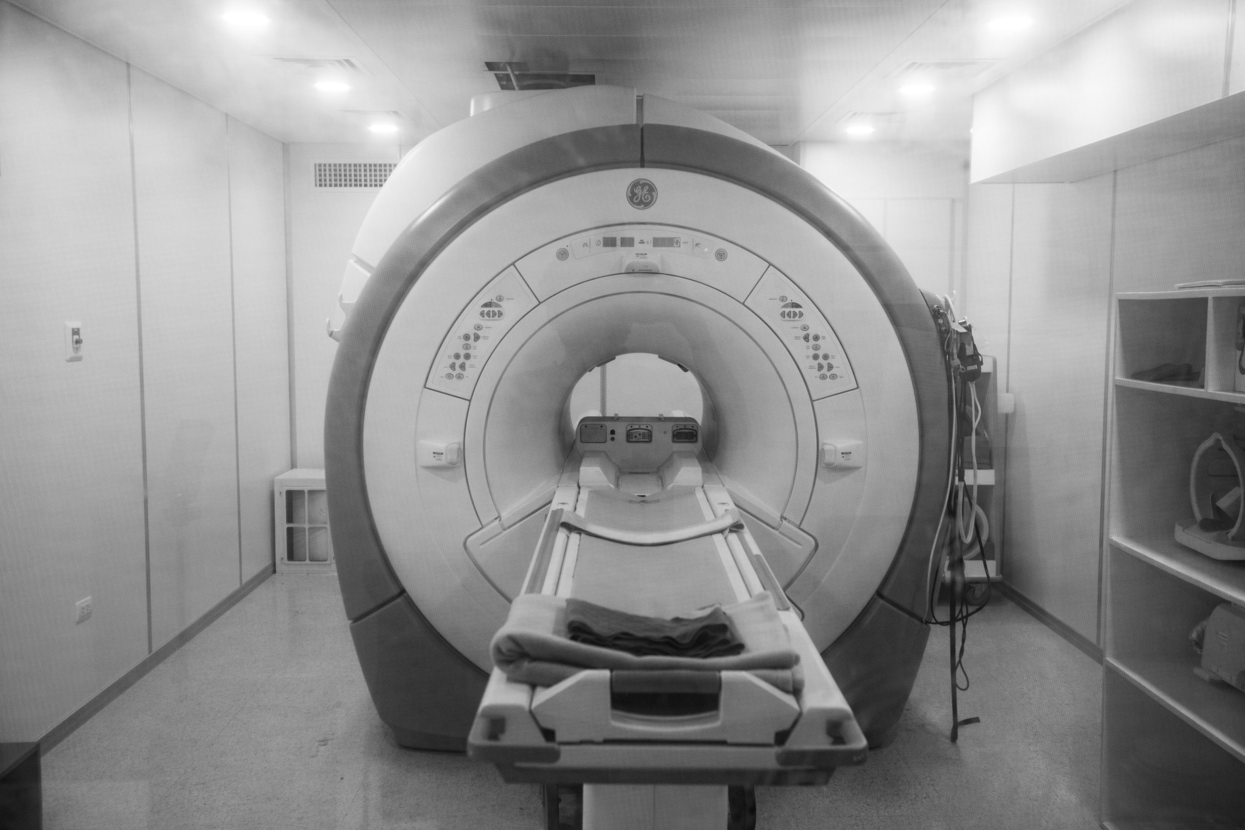 MRI